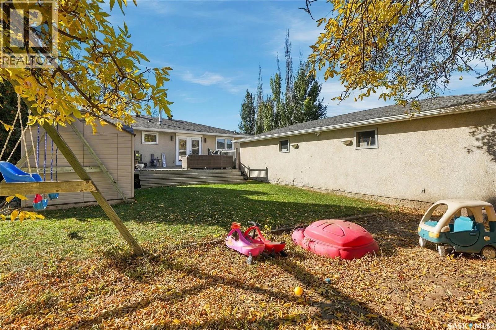 158 Smallwood CRESCENT