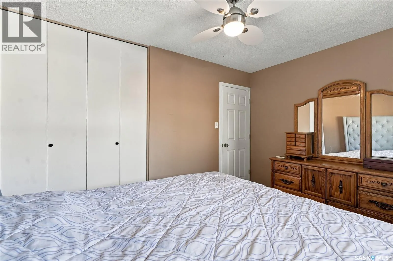 158 Smallwood CRESCENT