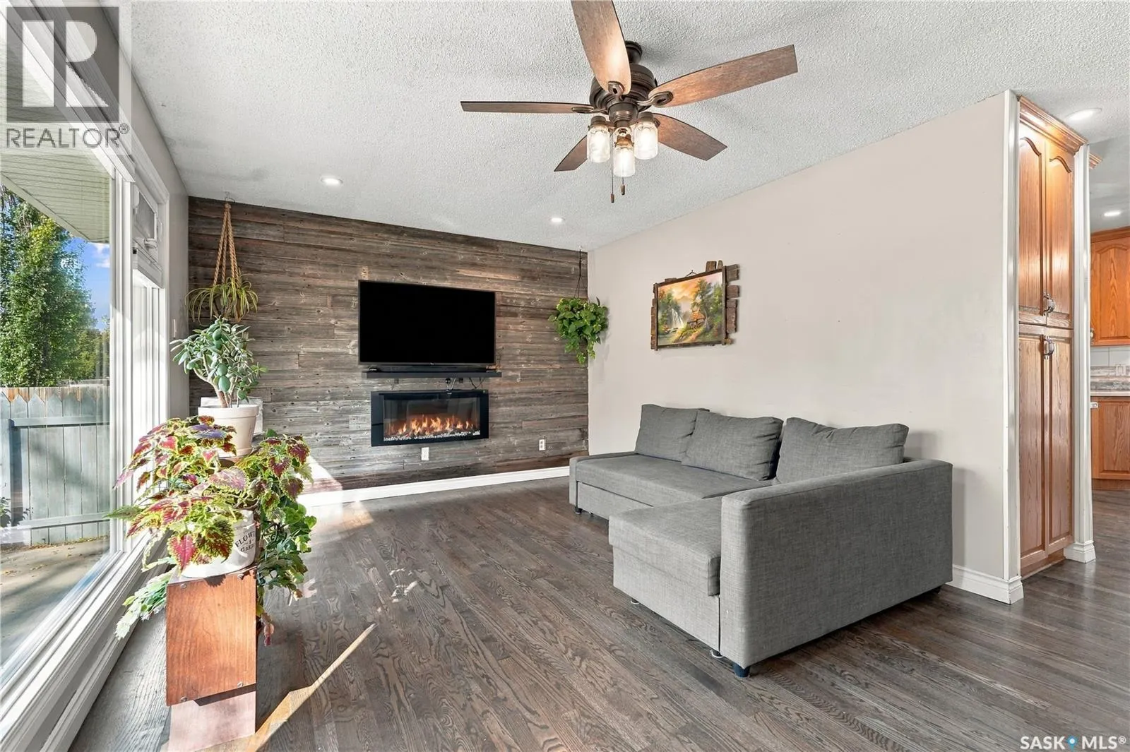 158 Smallwood CRESCENT