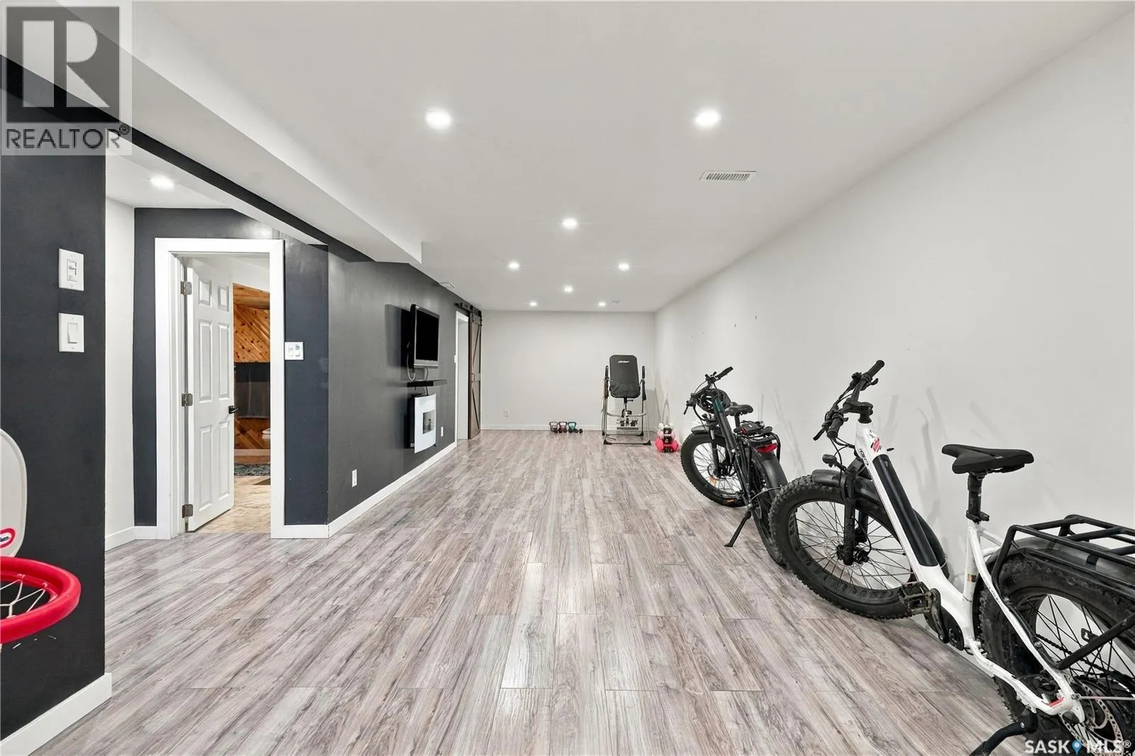 158 Smallwood CRESCENT