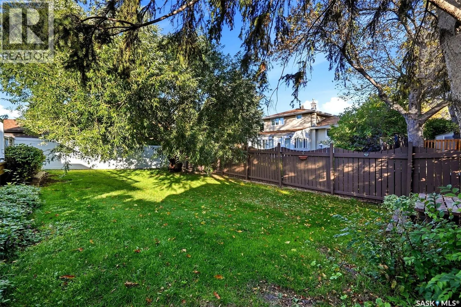 11 Green Meadow ROAD