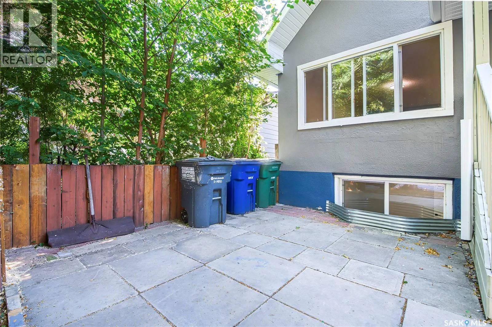451 R AVENUE S