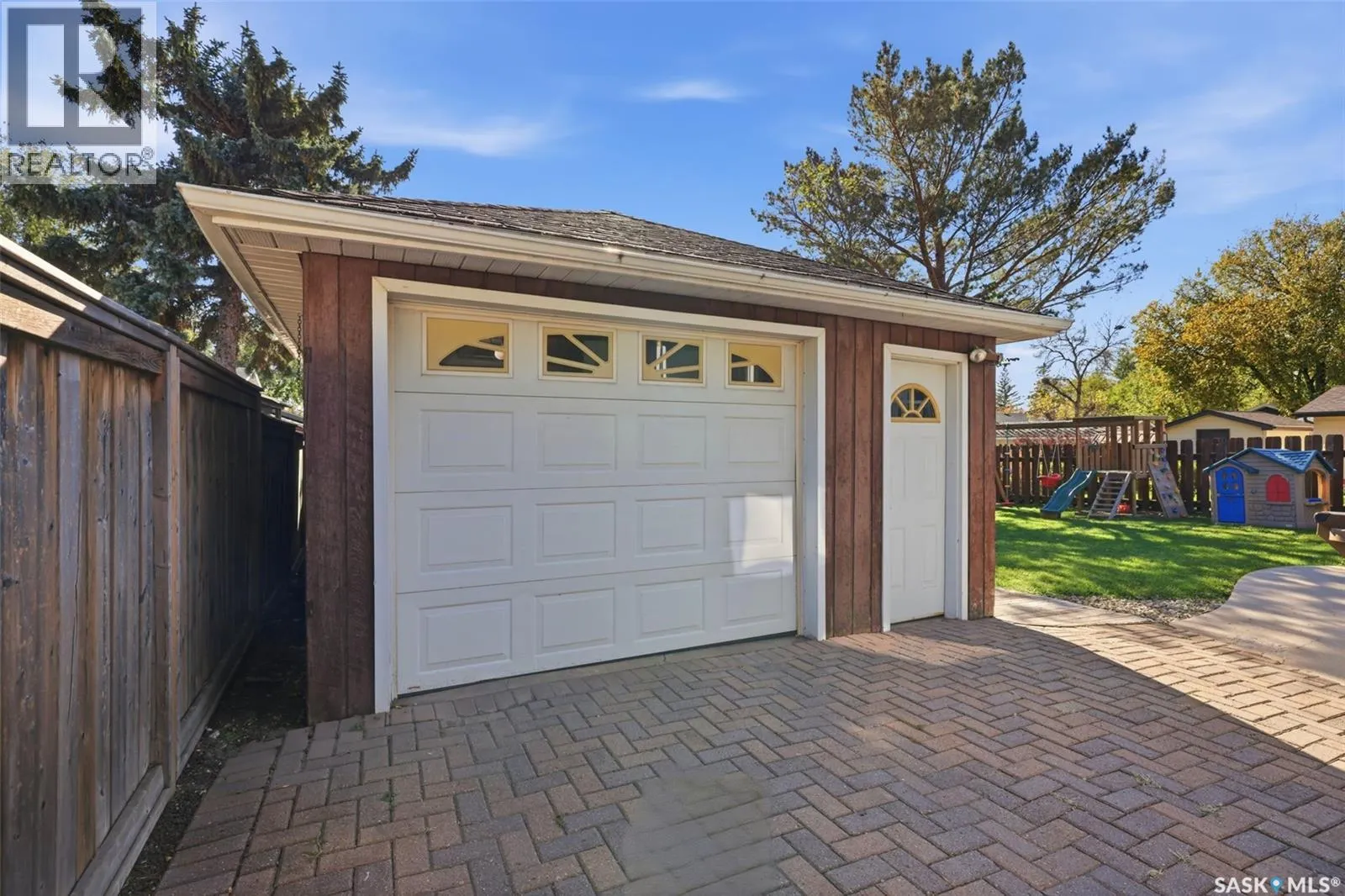 111 Elmview ROAD