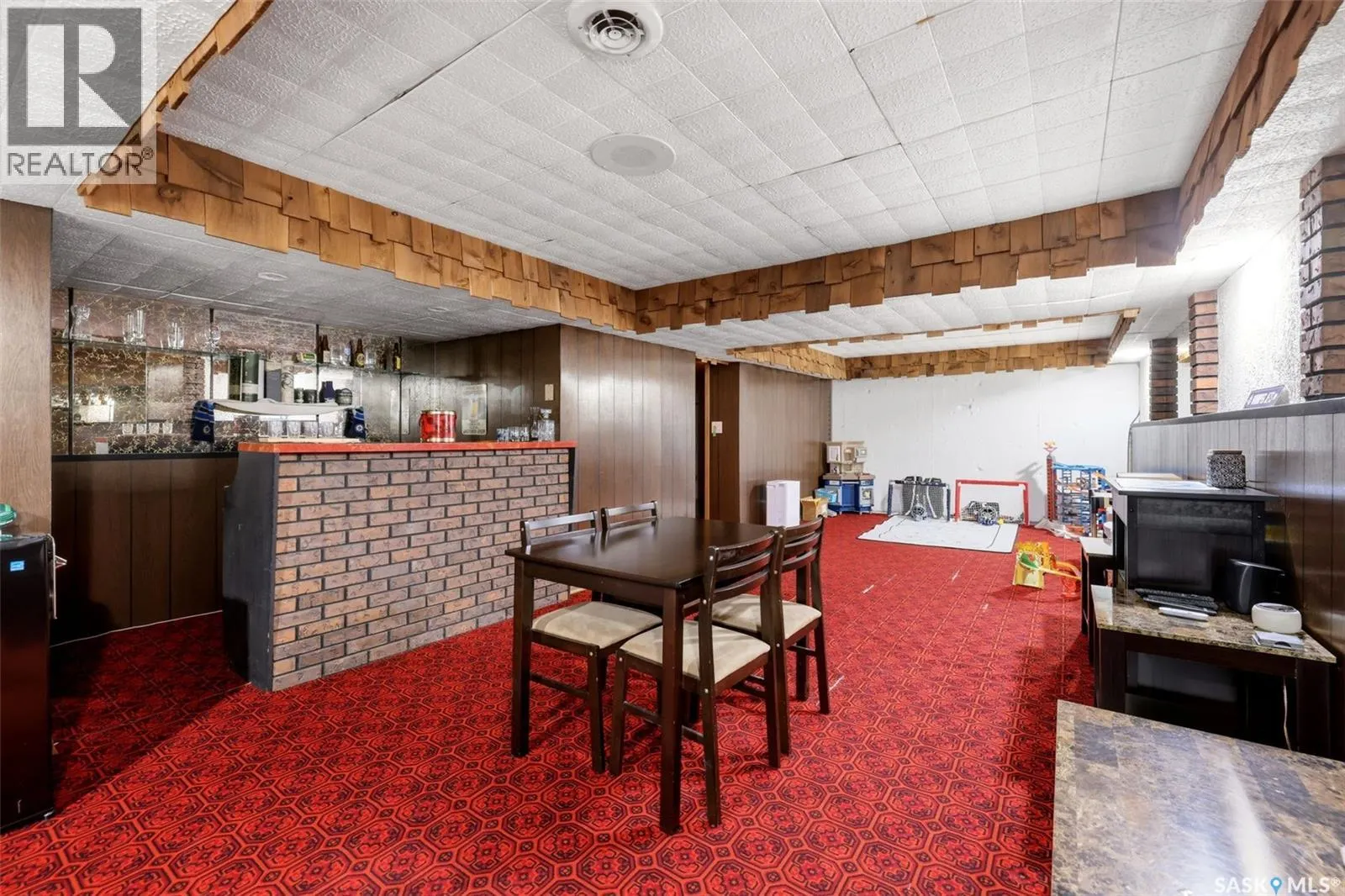 111 Elmview ROAD
