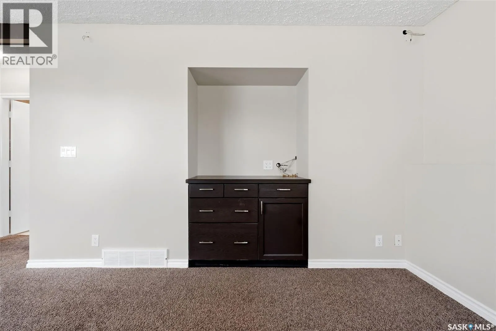 3361 Wascana STREET