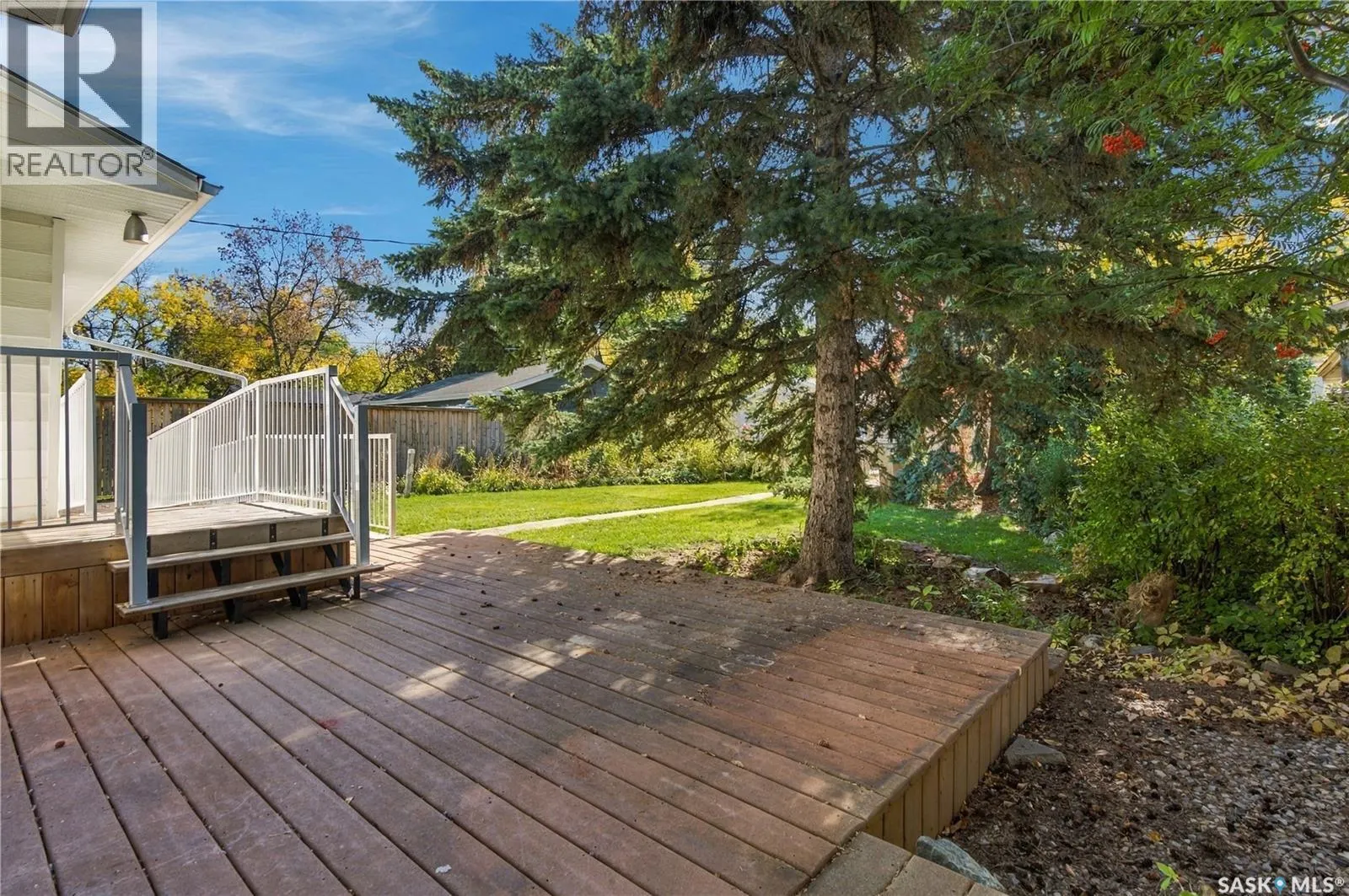 2727 Assiniboine AVENUE