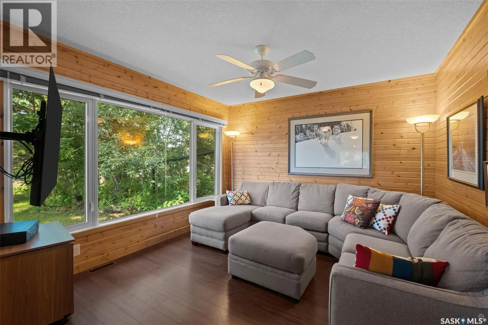 282 Neis DRIVE