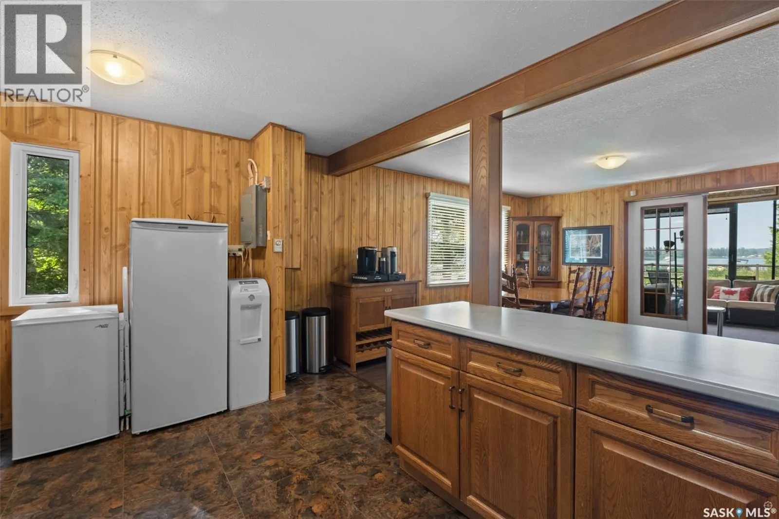 282 Neis DRIVE