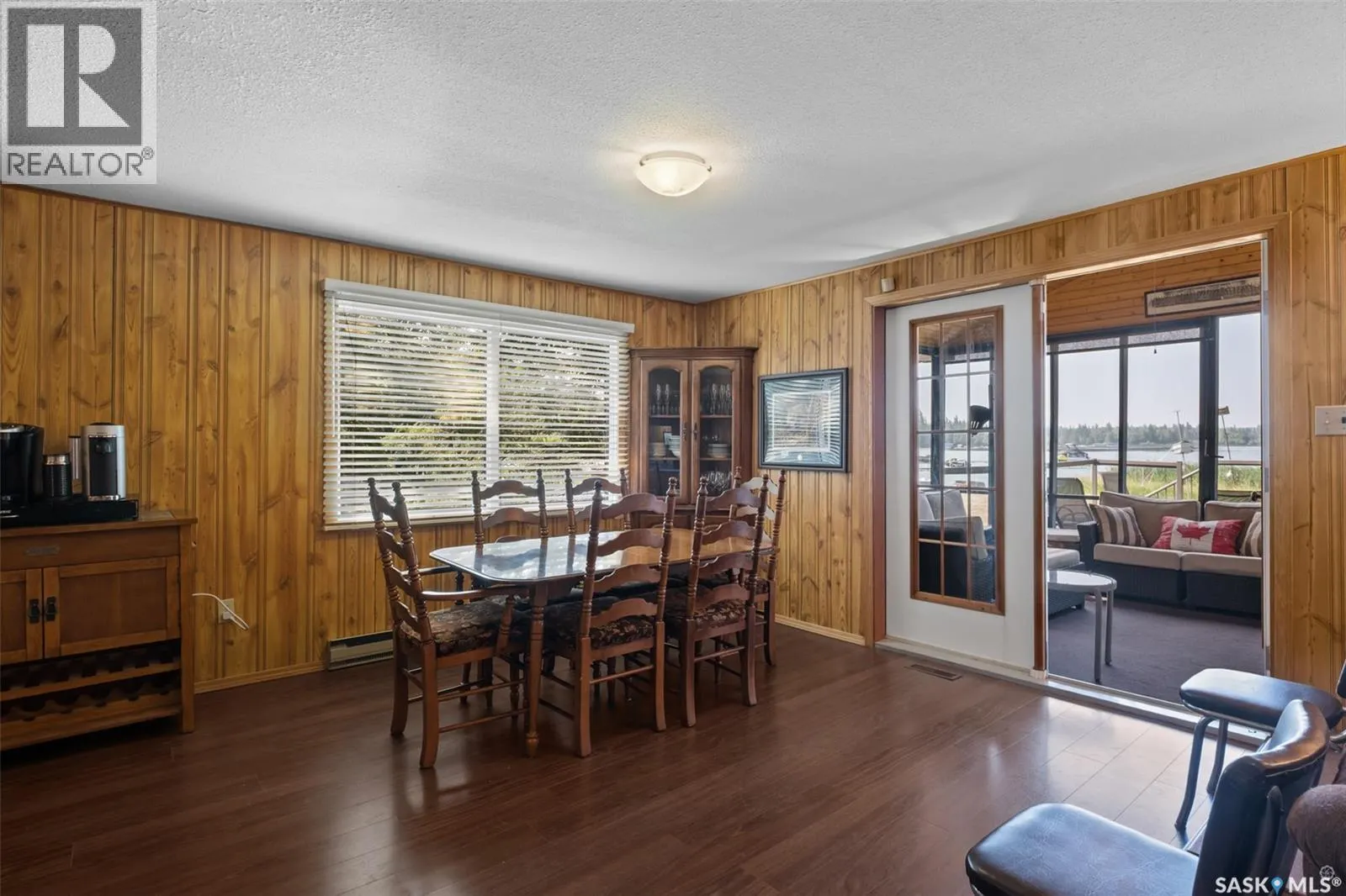282 Neis DRIVE