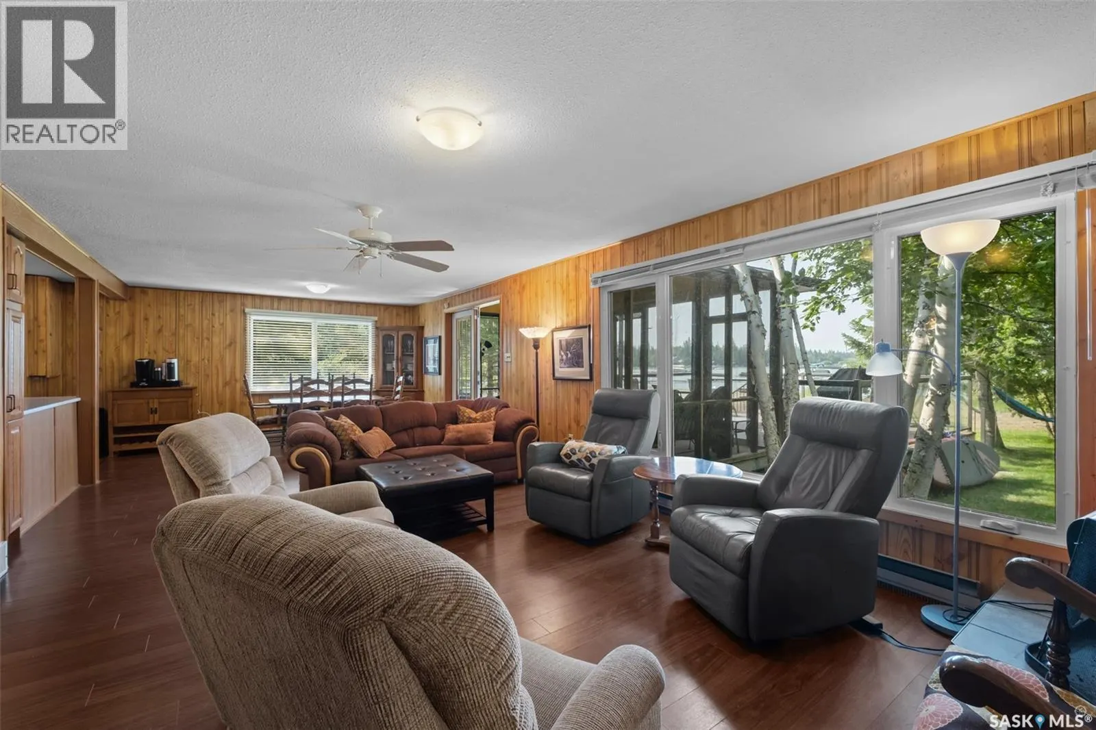 282 Neis DRIVE