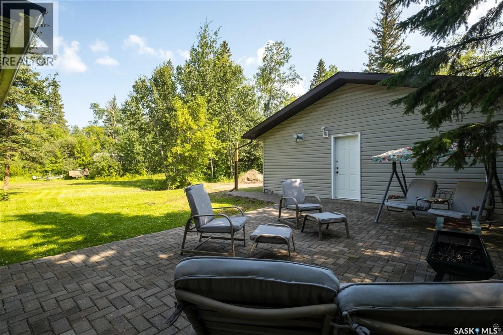 282 Neis DRIVE