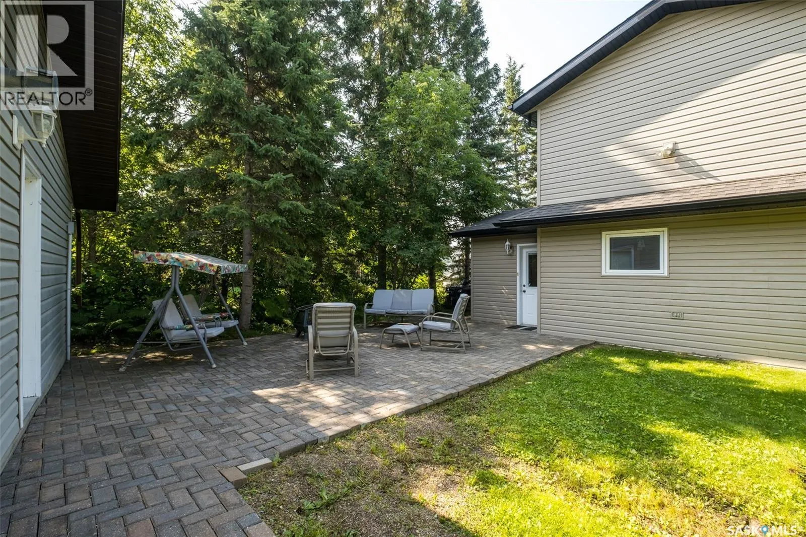 282 Neis DRIVE