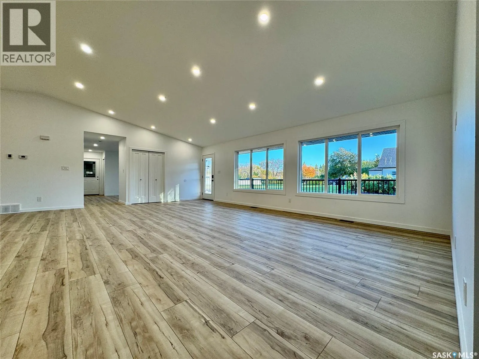 43 Franklin AVENUE