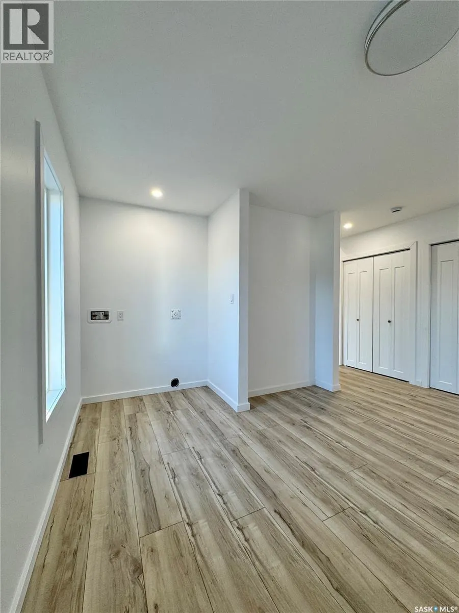 43 Franklin AVENUE