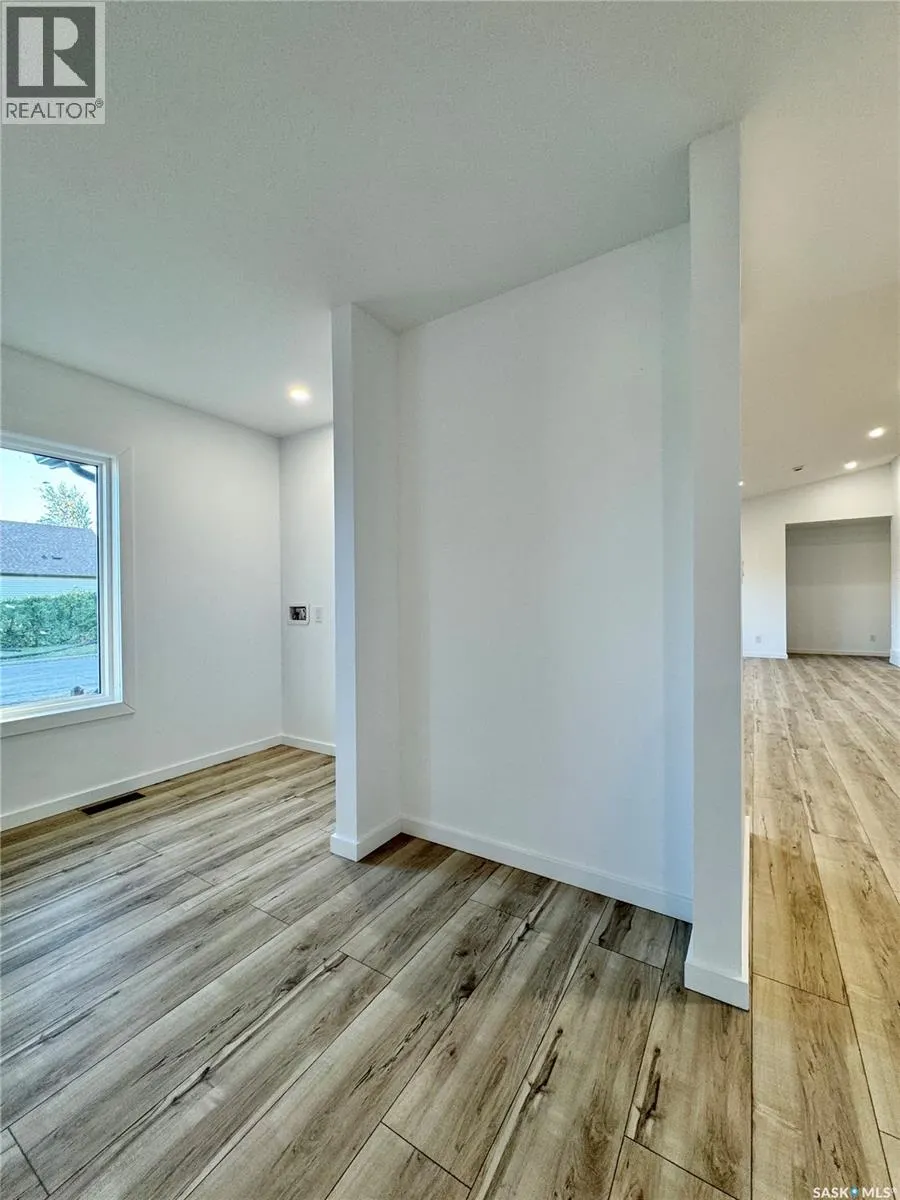43 Franklin AVENUE