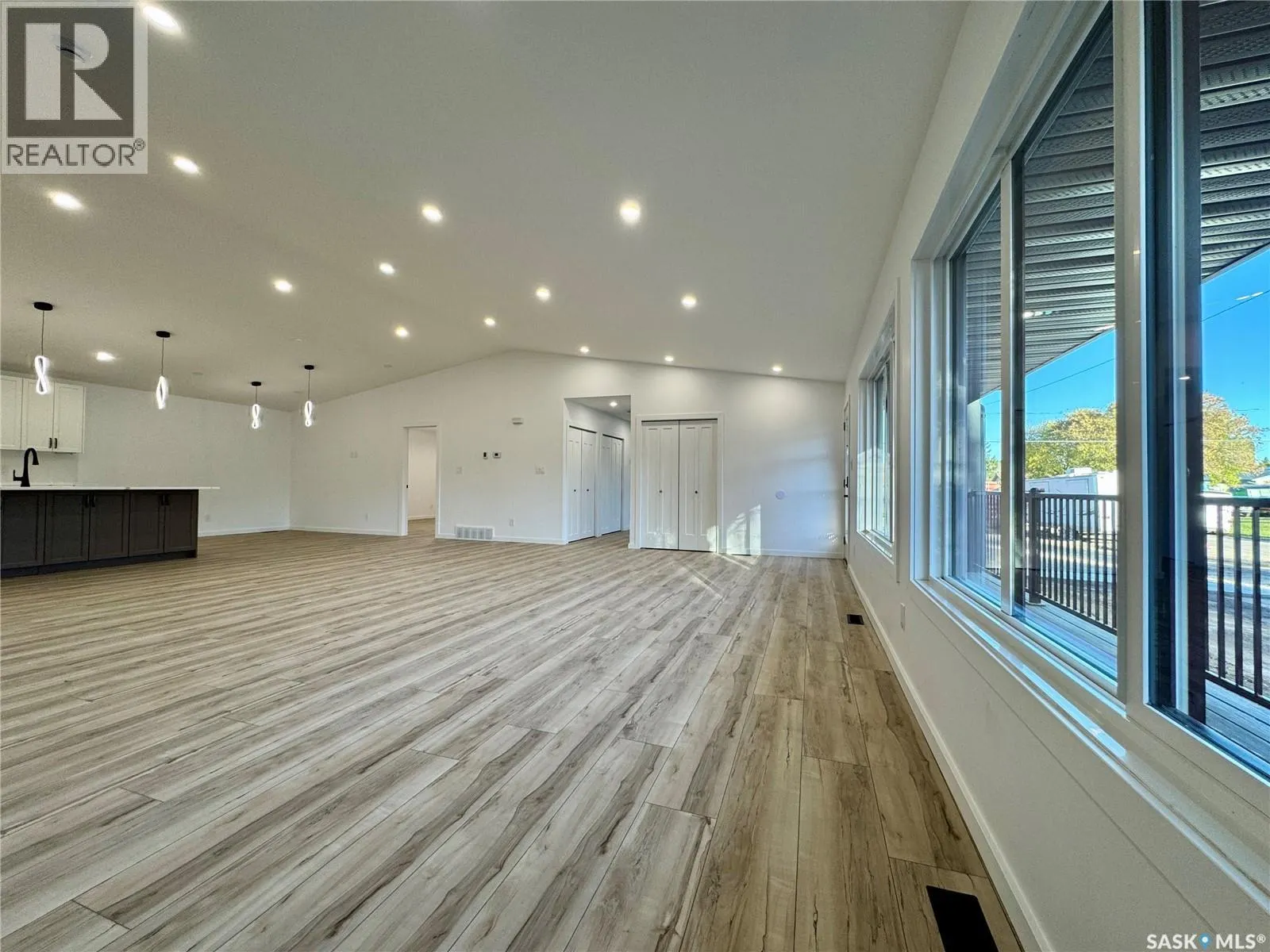 43 Franklin AVENUE