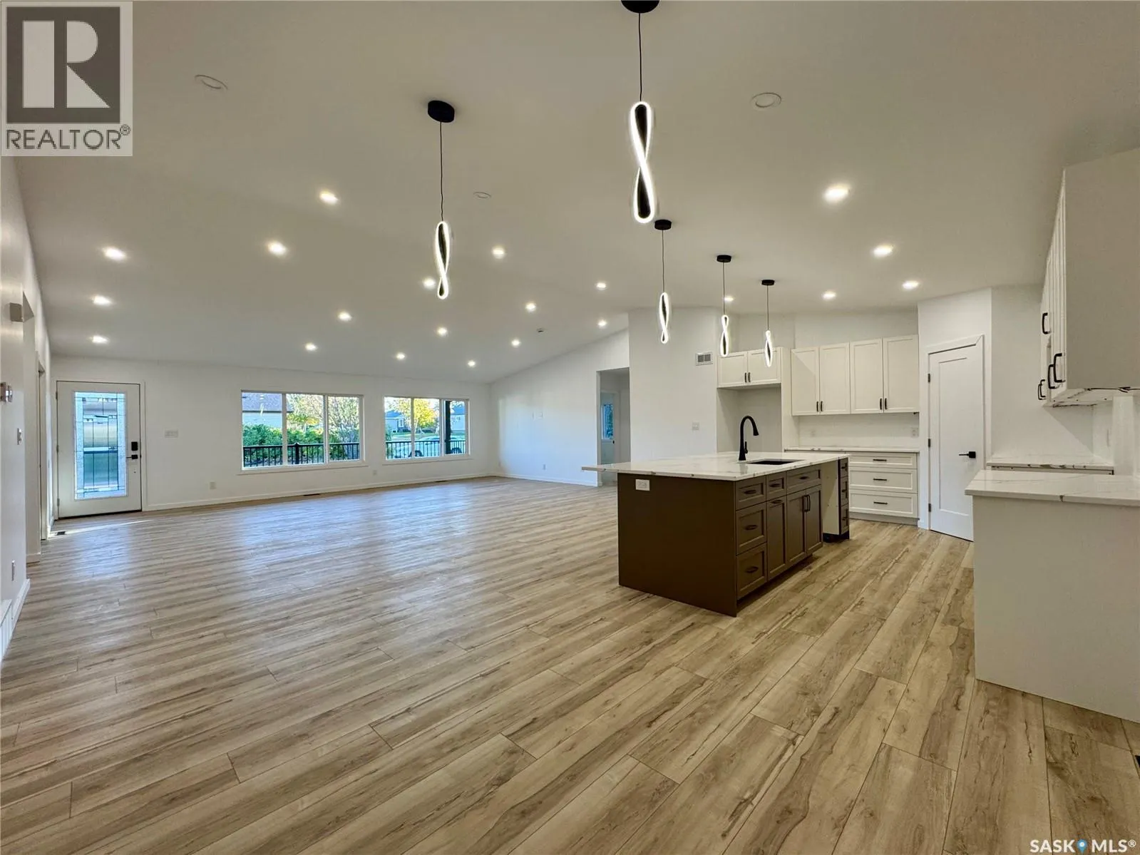 43 Franklin AVENUE