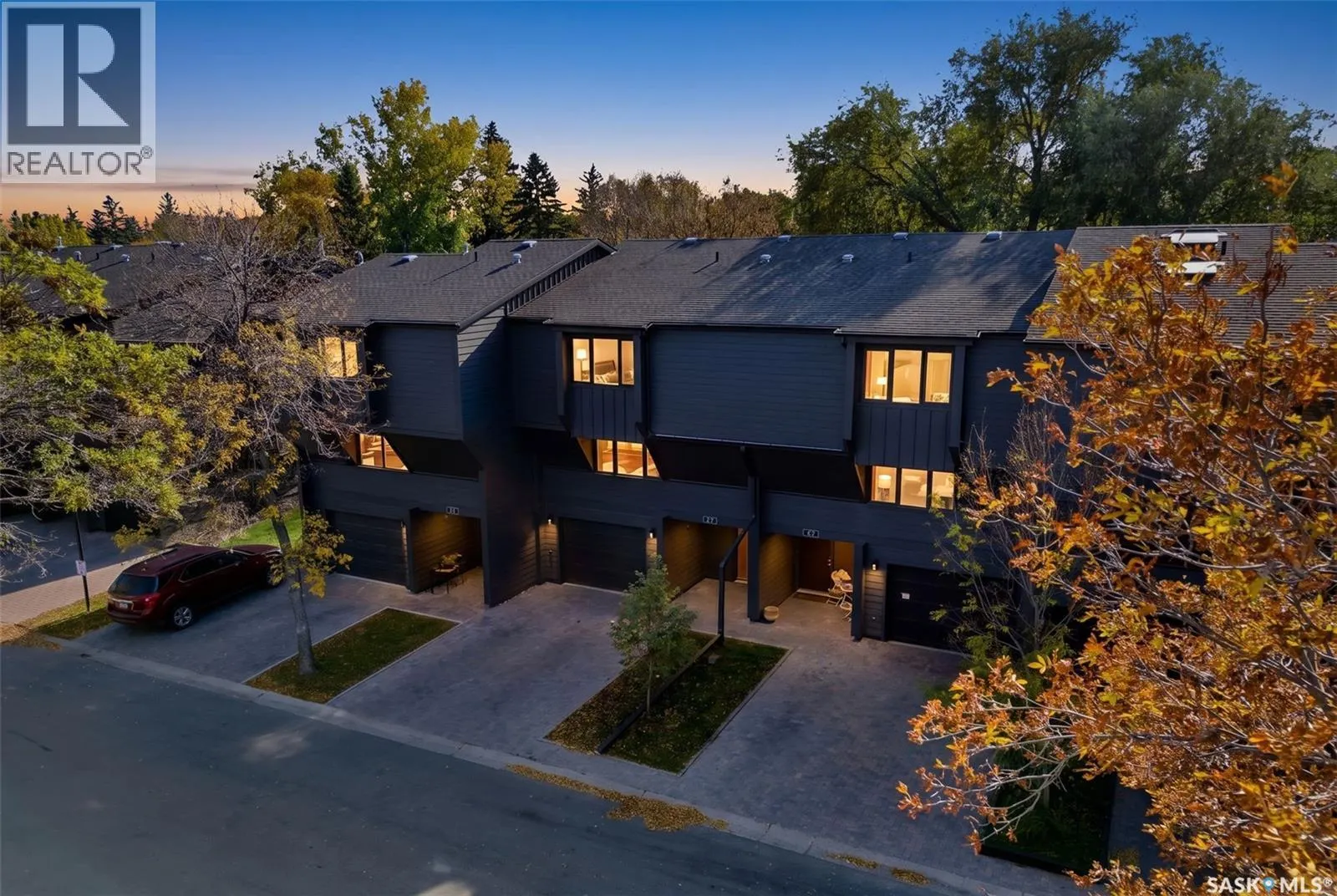 27 Quincy DRIVE
