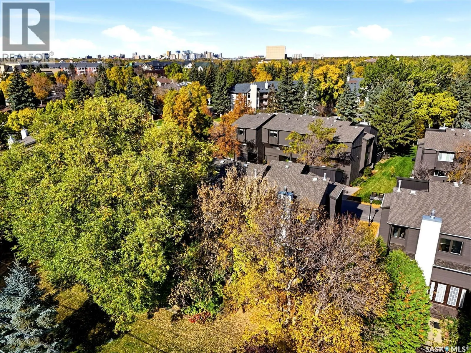 27 Quincy DRIVE