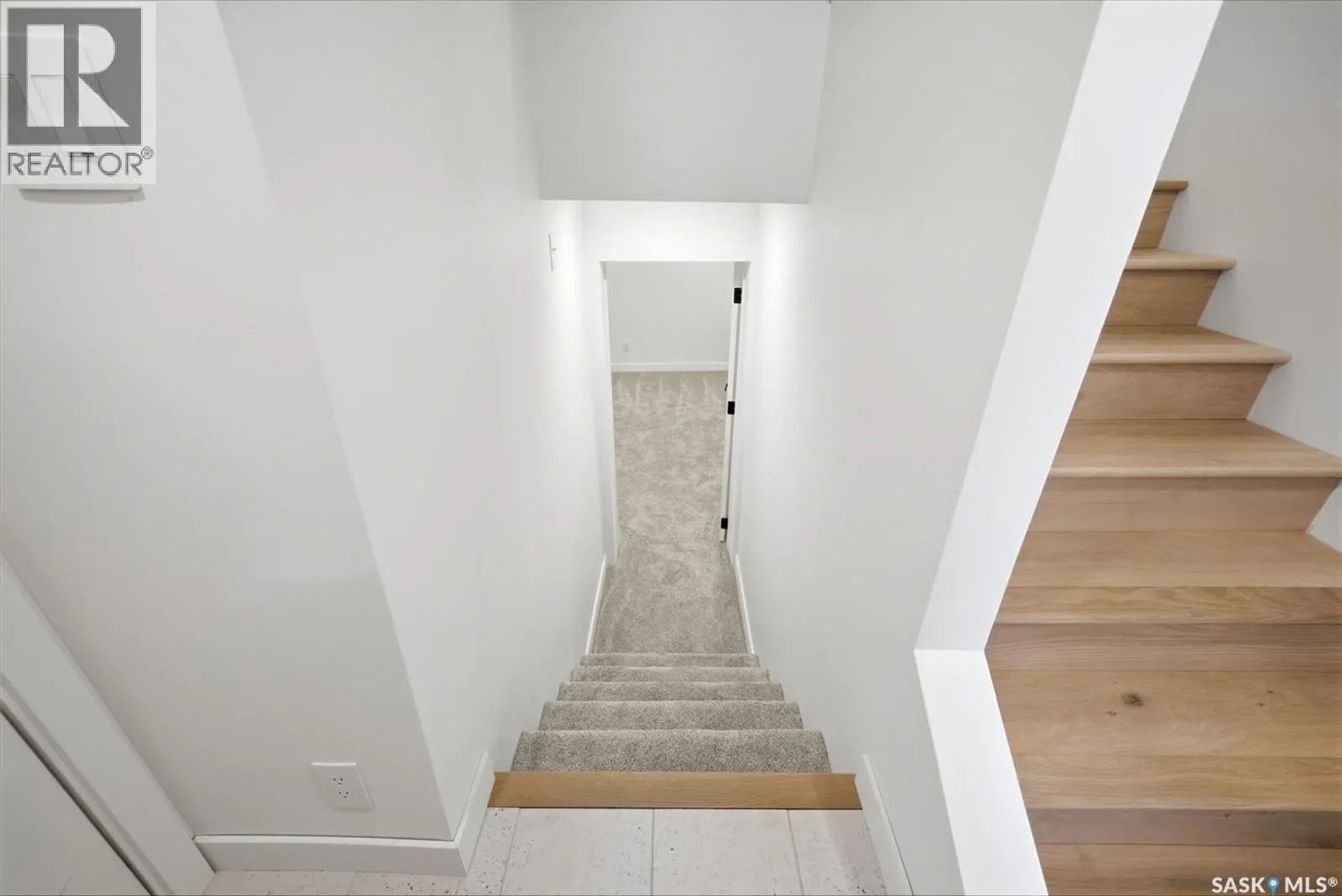 27 Quincy DRIVE