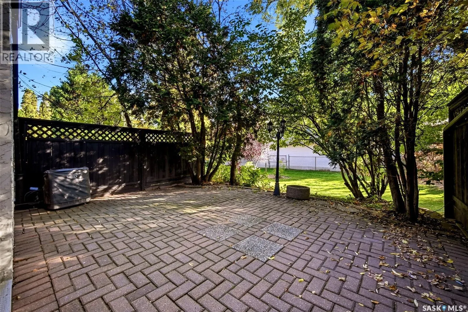 27 Quincy DRIVE