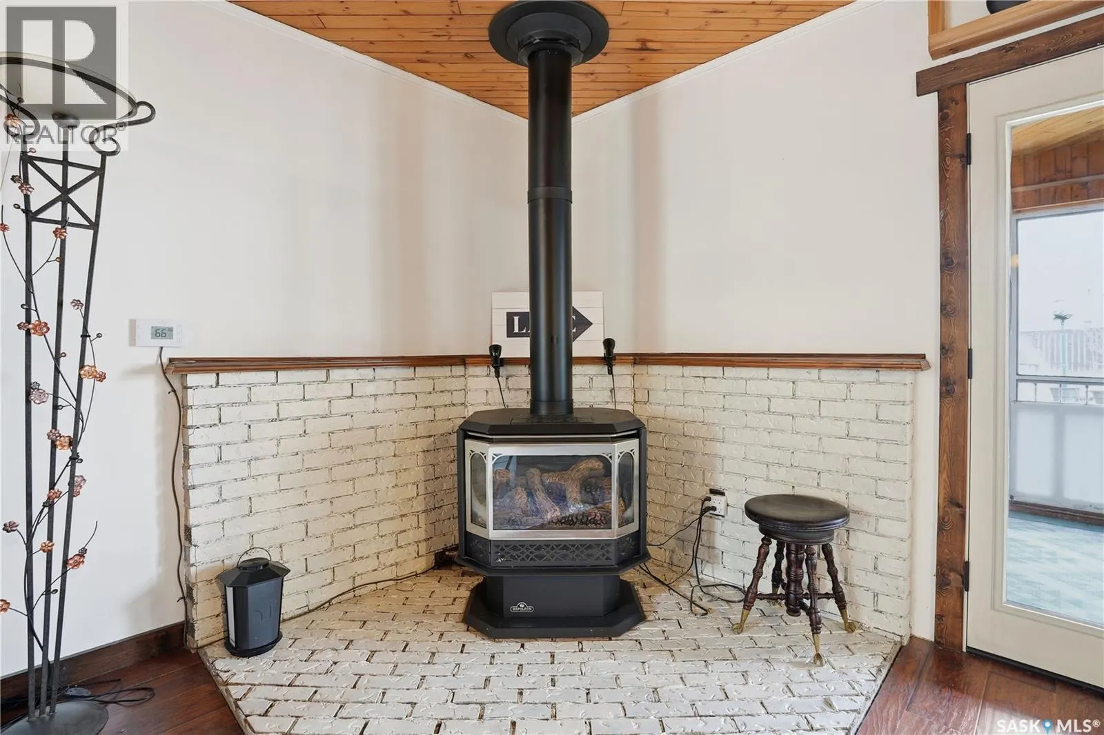18 Mallard STREET W