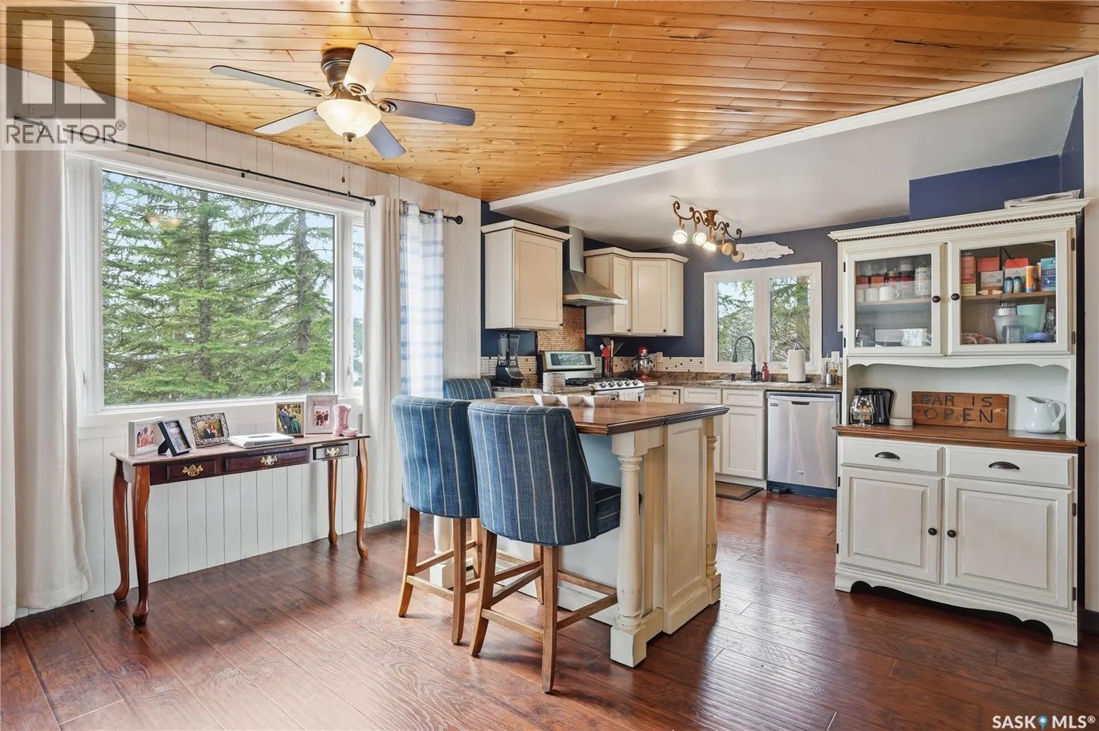 18 Mallard STREET W