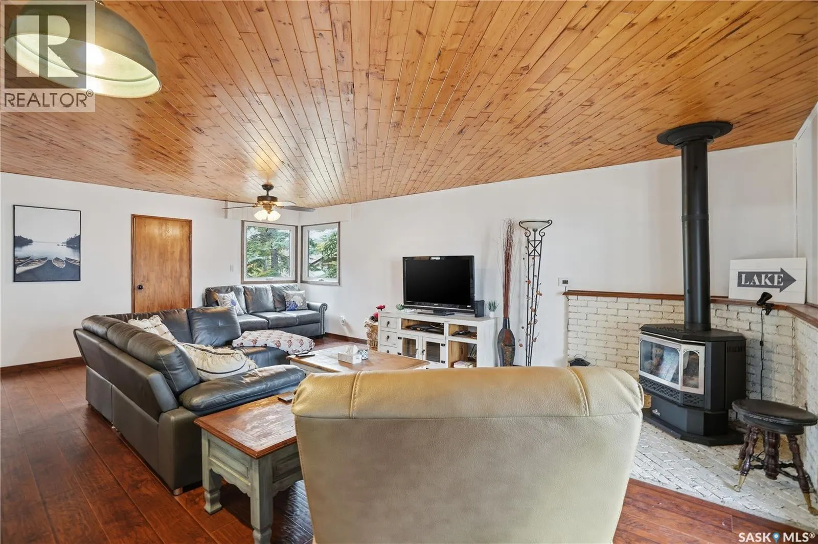 18 Mallard STREET W