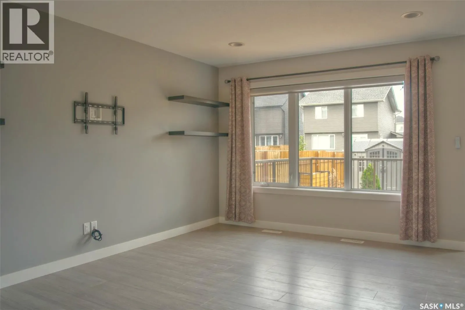 341 Germain MANOR