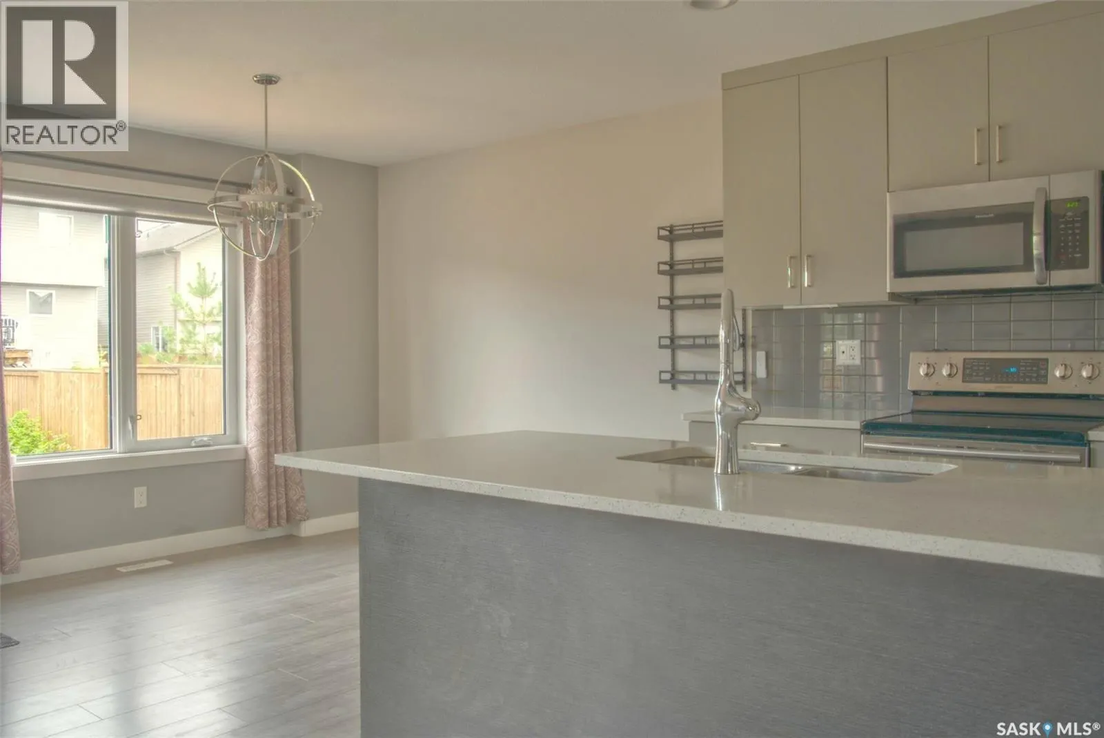 341 Germain MANOR