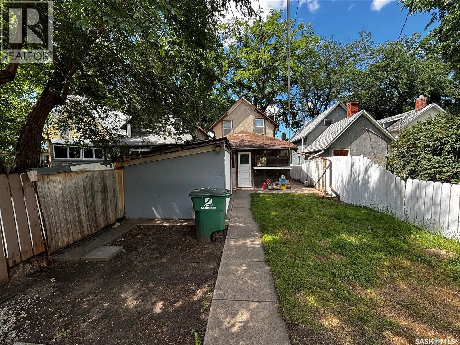 428 I AVENUE S