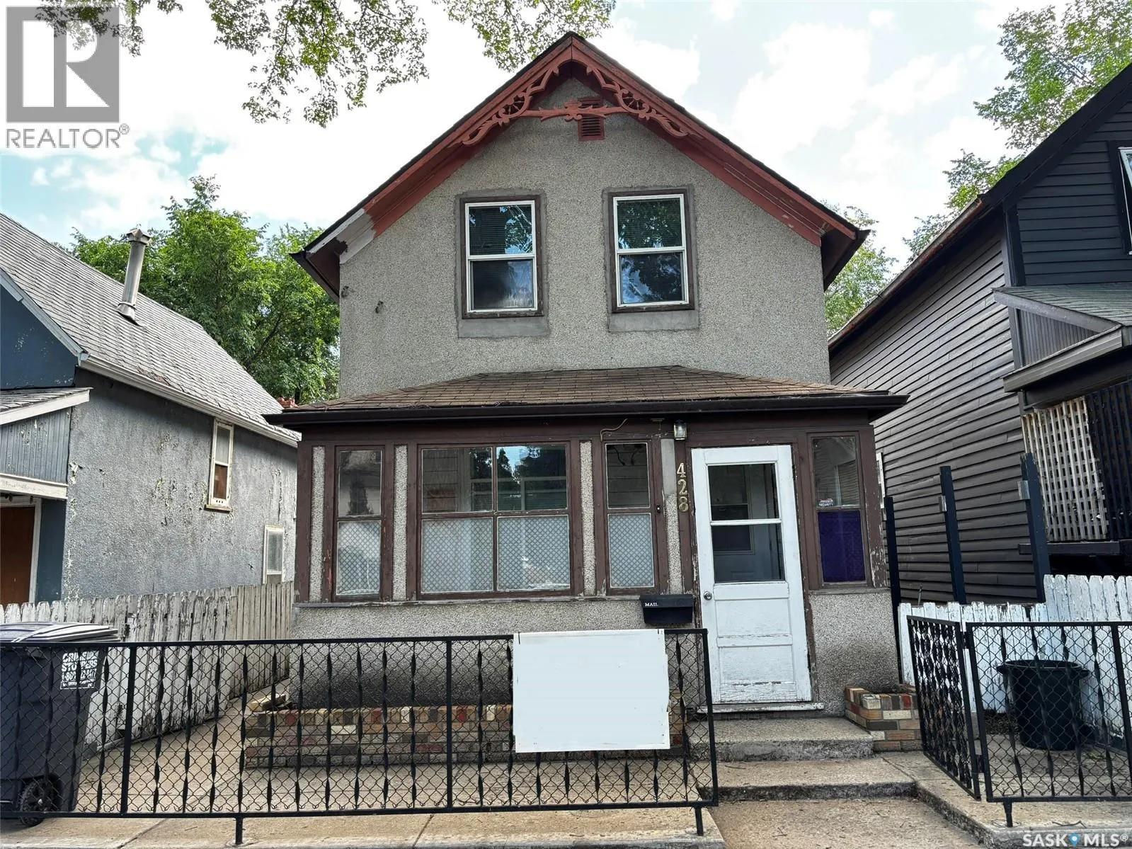 428 I AVENUE S