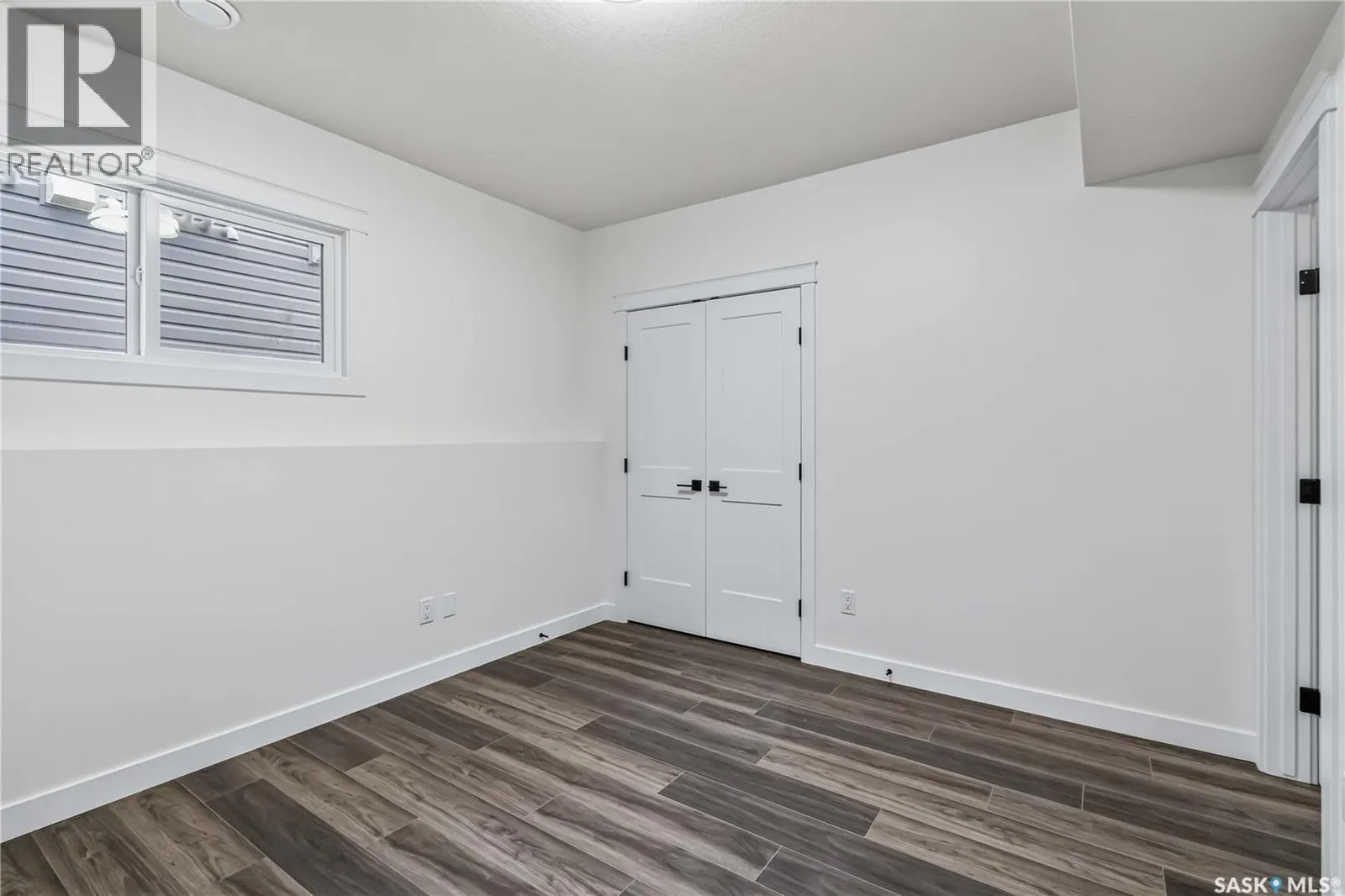1211 Nightingale TERRACE