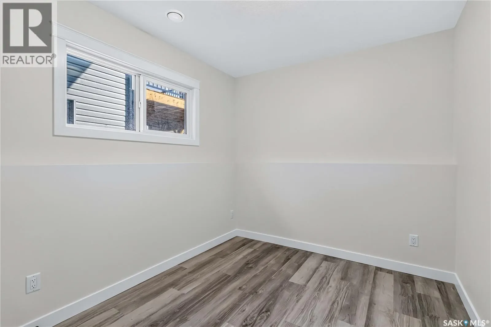 1211 Nightingale TERRACE