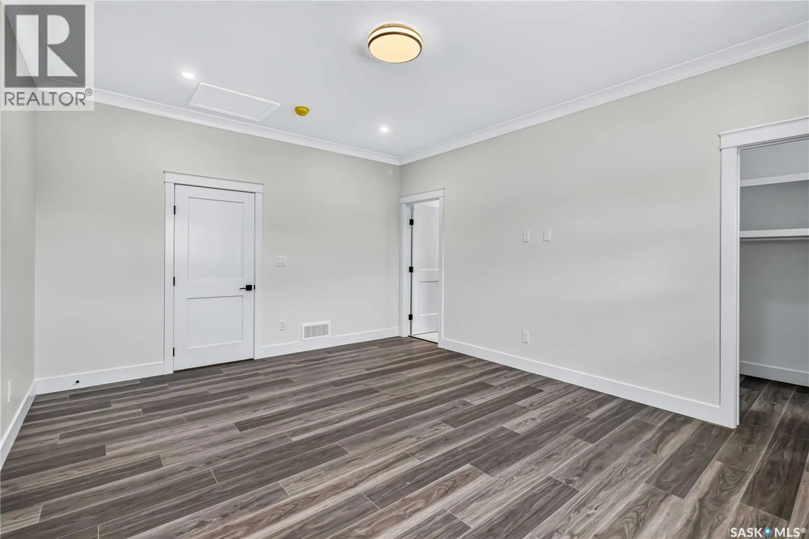 1211 Nightingale TERRACE