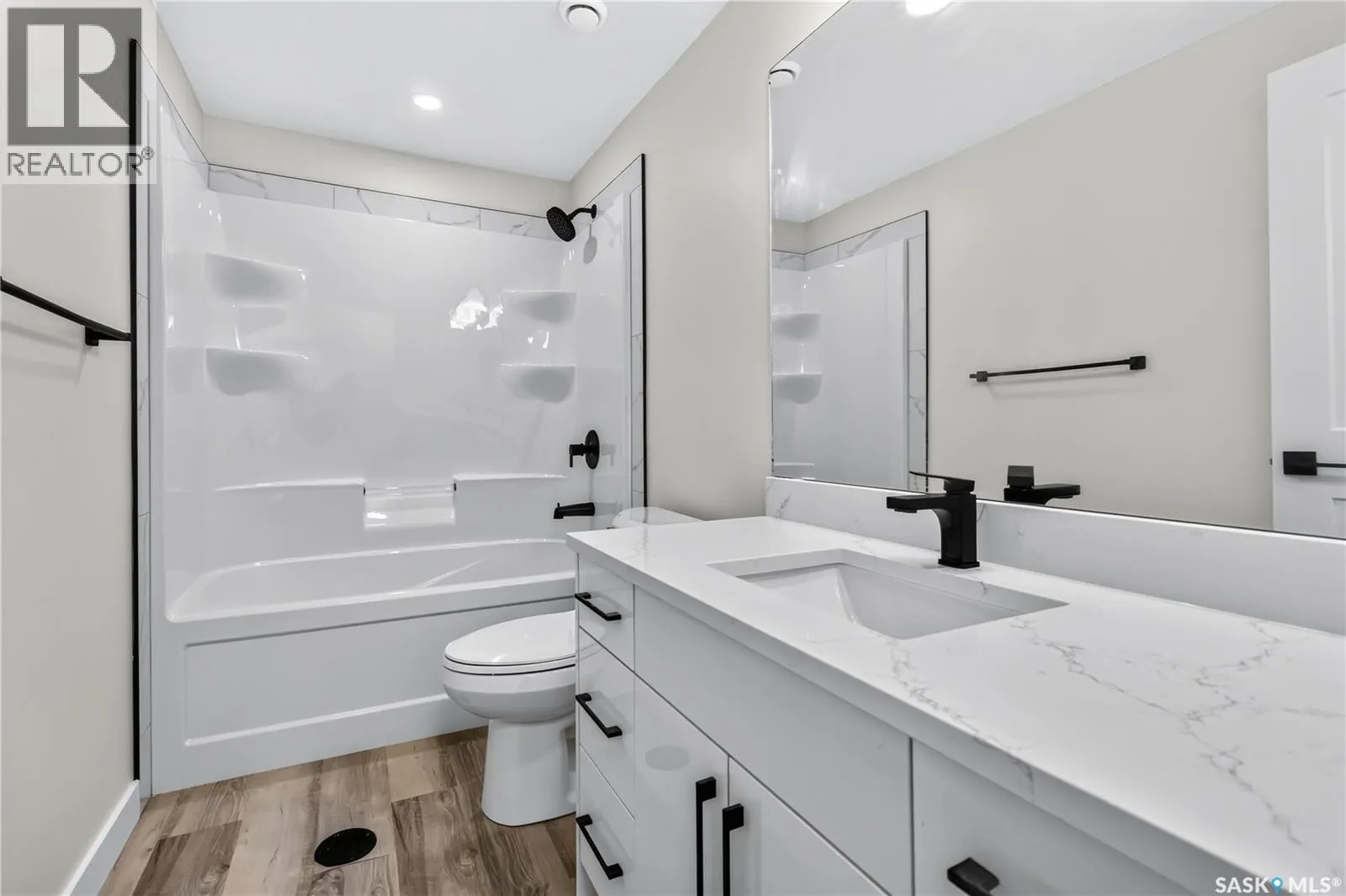 1211 Nightingale TERRACE