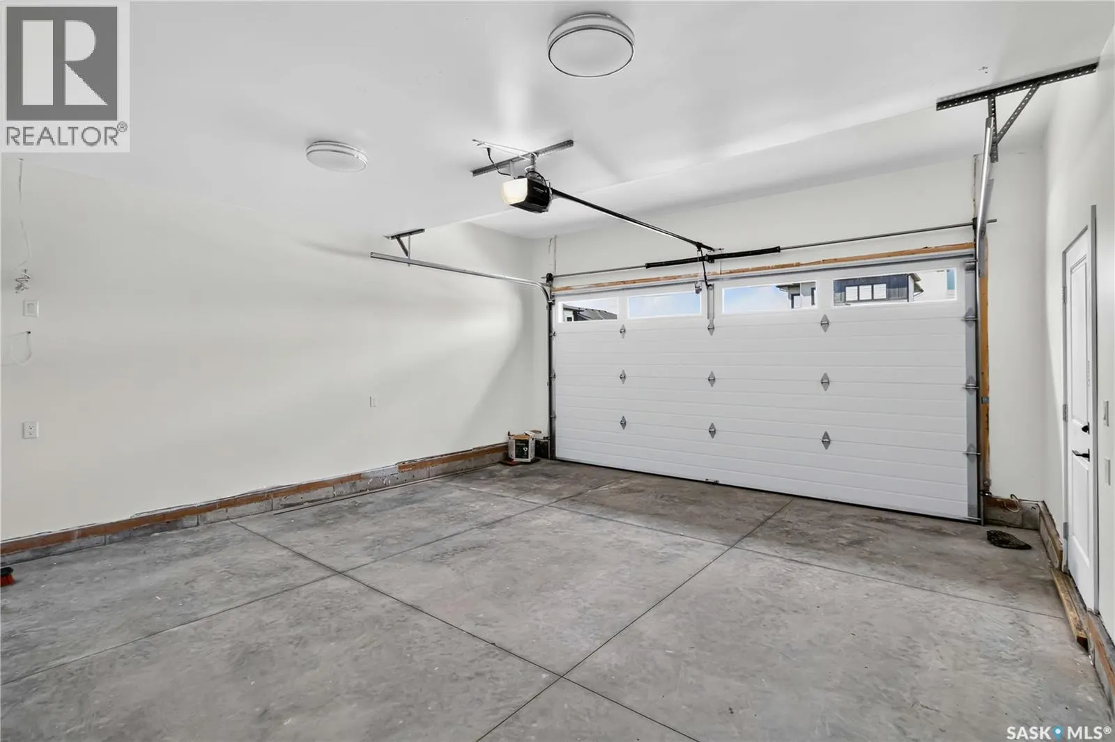 1211 Nightingale TERRACE