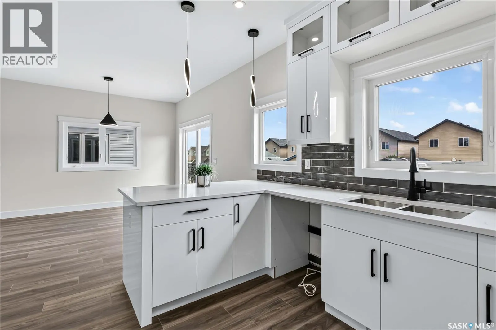 1211 Nightingale TERRACE