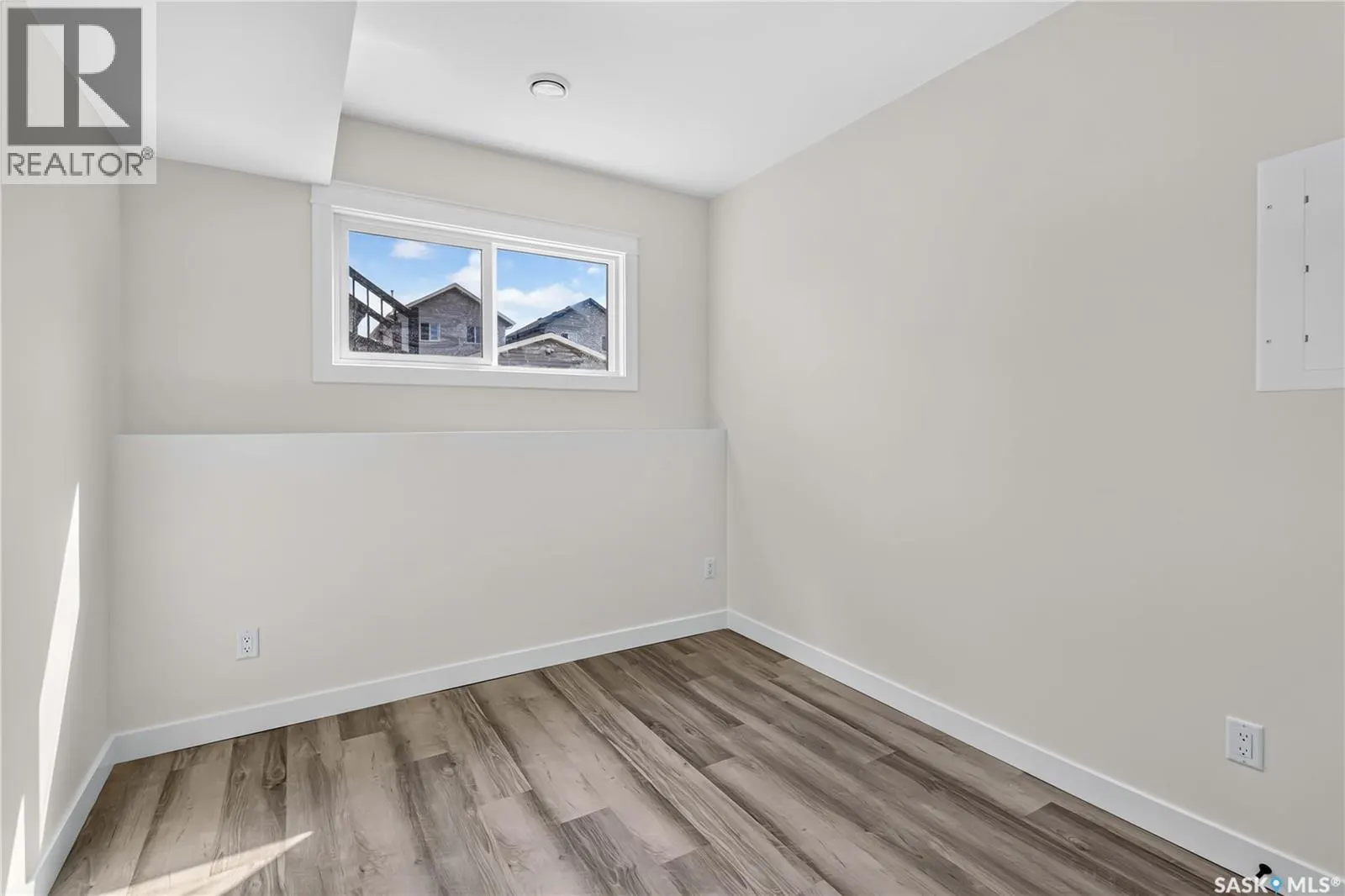 1211 Nightingale TERRACE