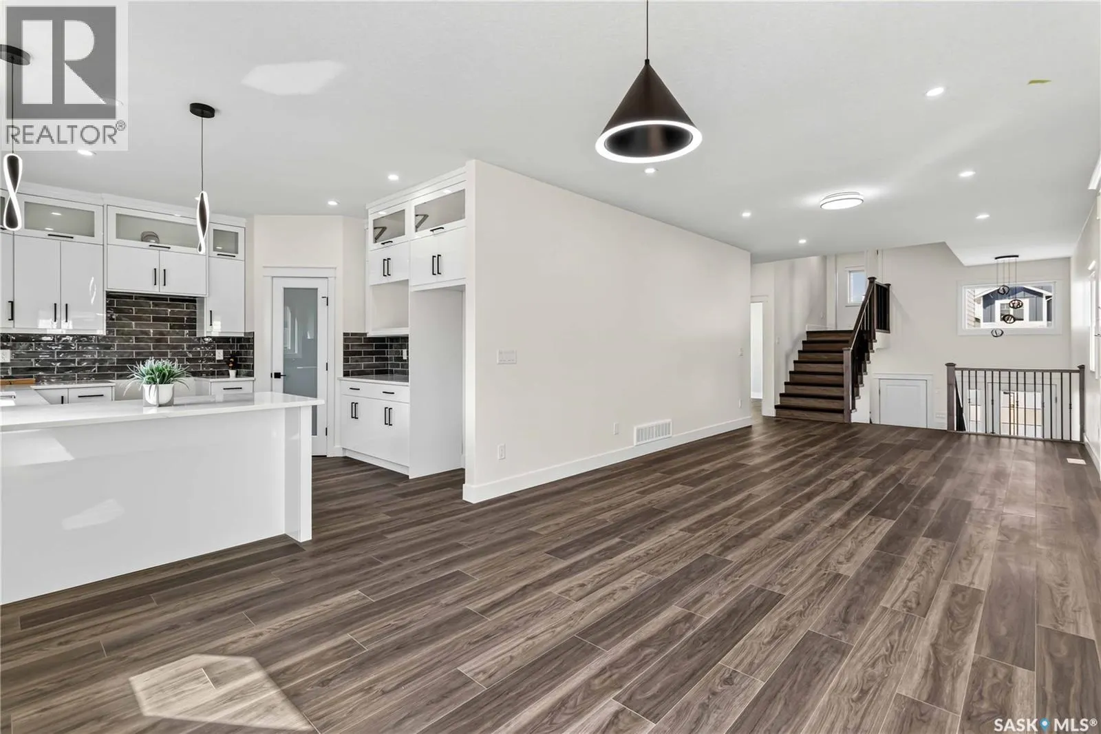 1211 Nightingale TERRACE