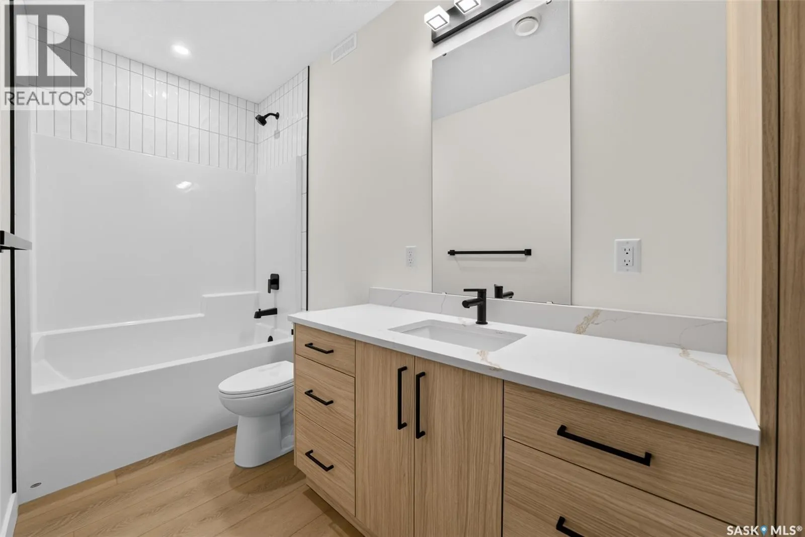 74 Emerald RIDGE E