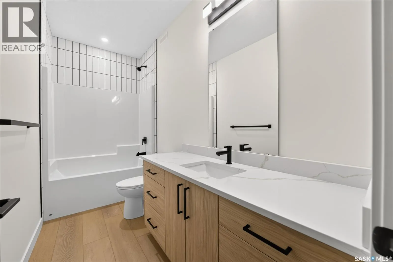 74 Emerald RIDGE E
