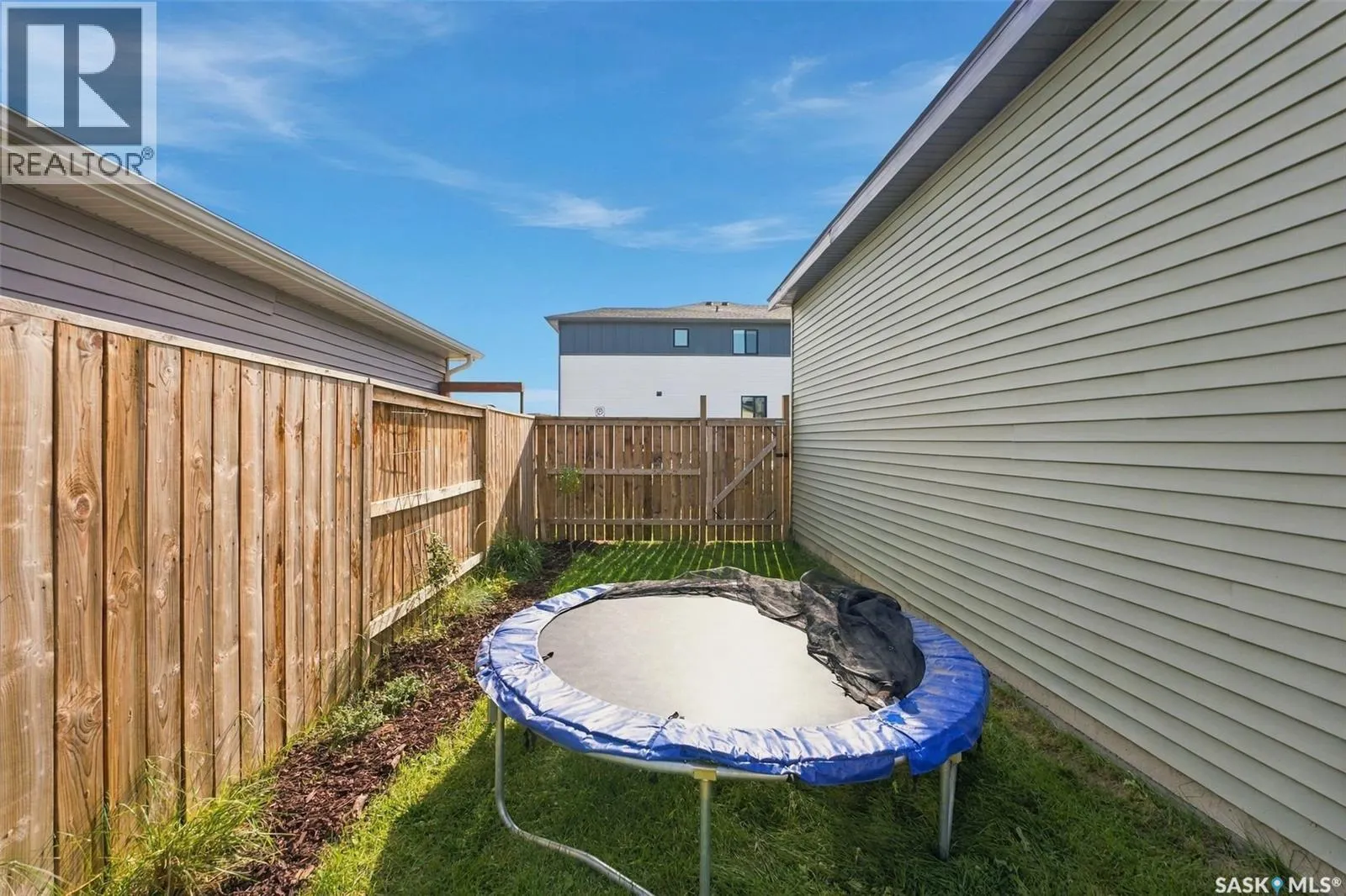 707 Underhill LANE