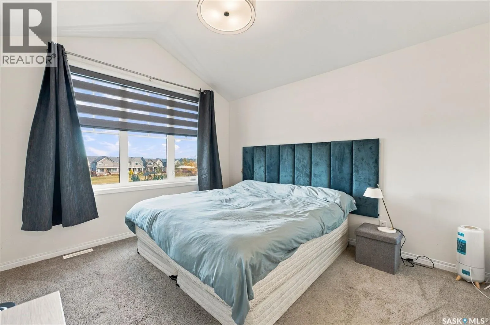 707 Underhill LANE