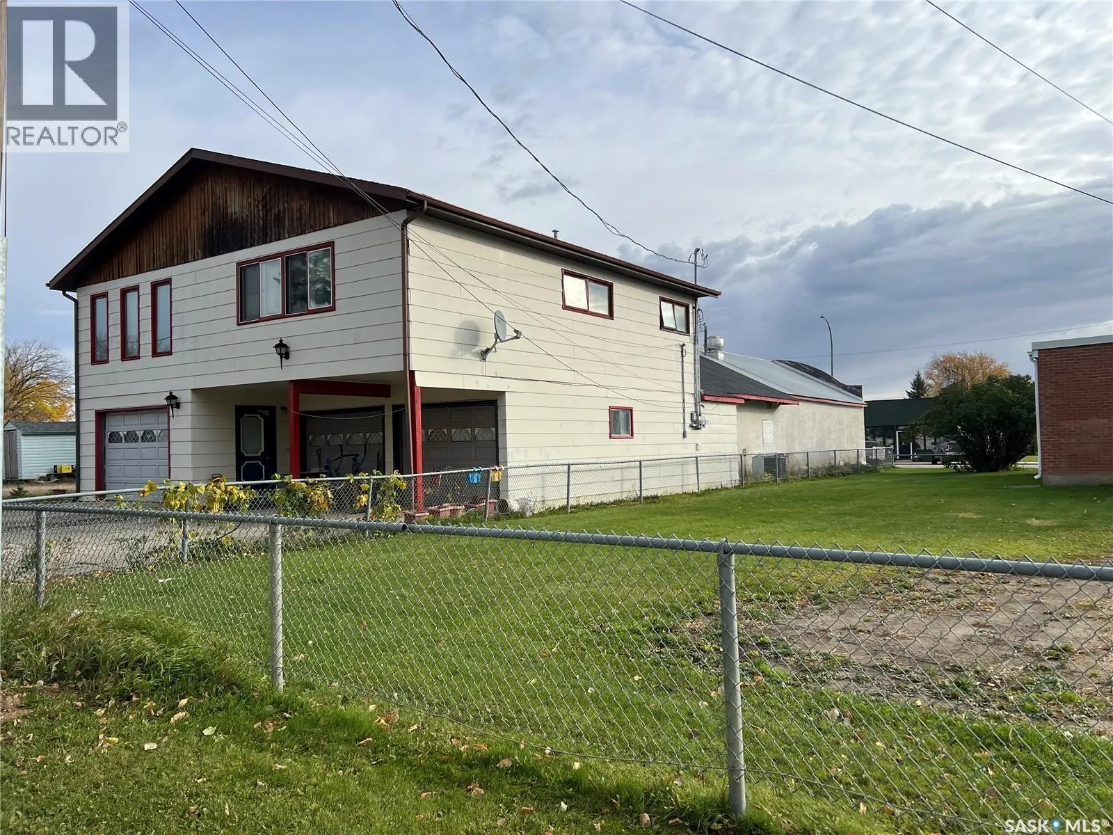 123 McAllister AVENUE