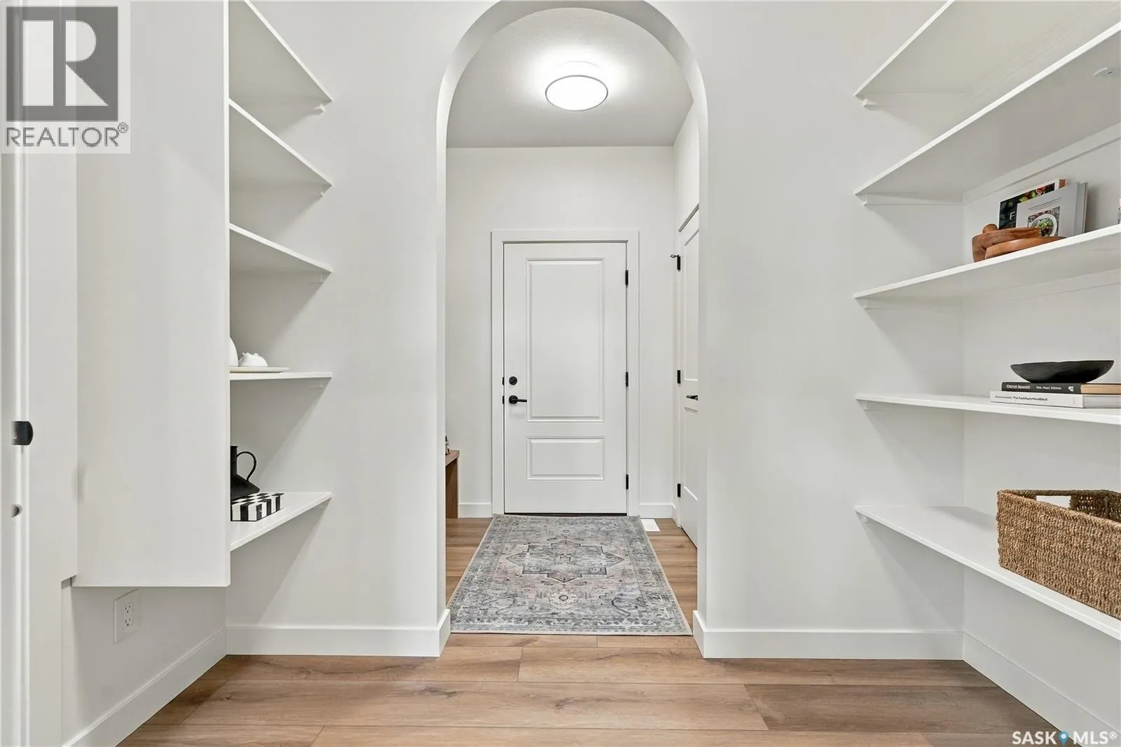 660 Pepper BEND
