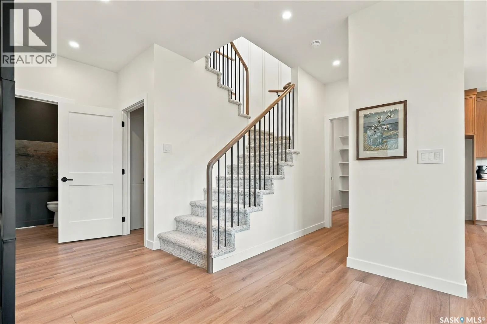 660 Pepper BEND