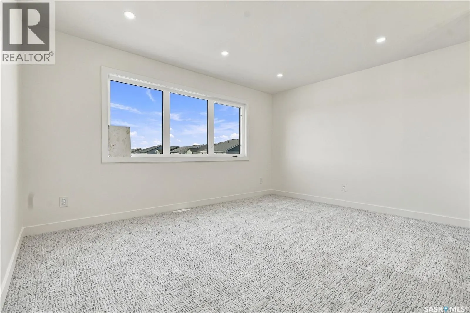 660 Pepper BEND