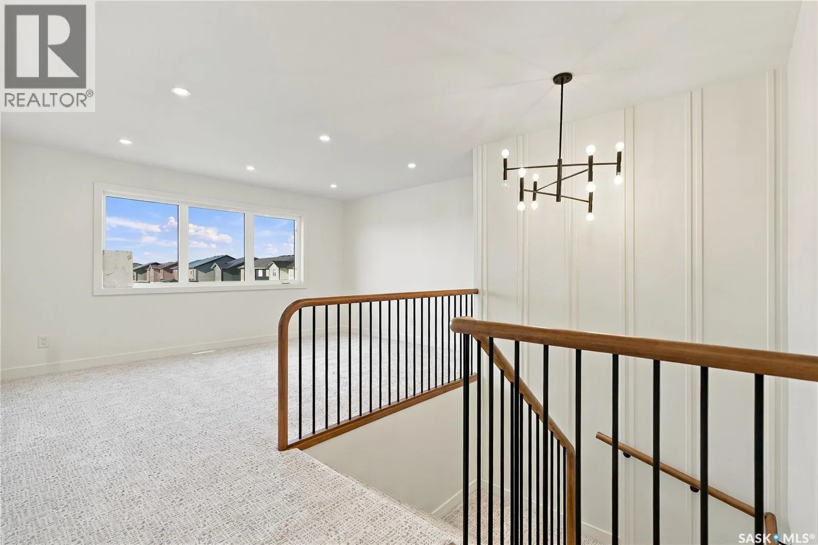 660 Pepper BEND