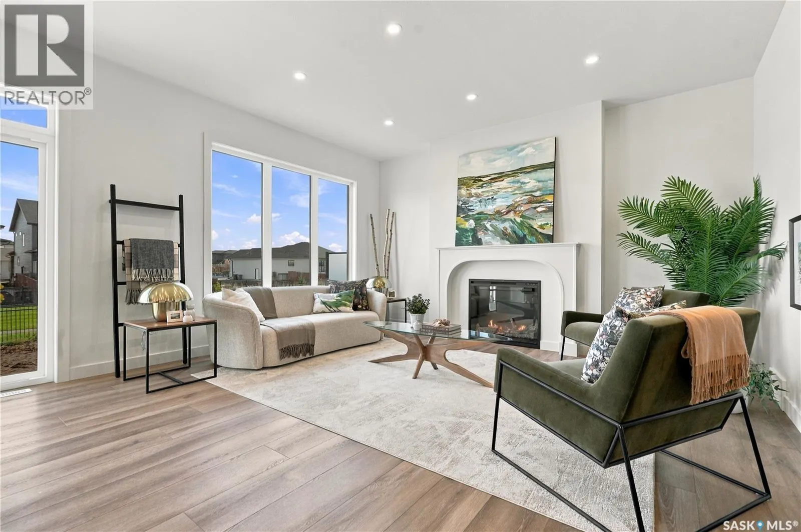 660 Pepper BEND